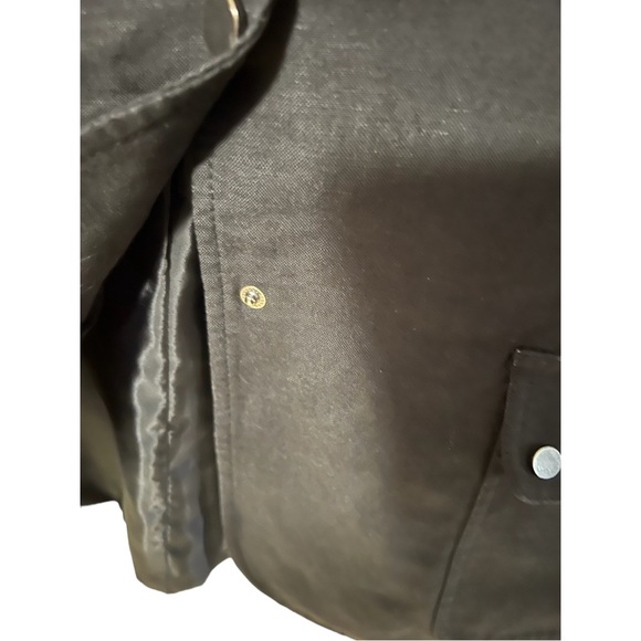 A Tahari jacket in black and a size 16 - Picture 4 of 6